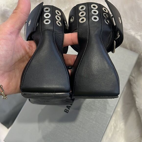 Balenciaga sandals   - Picture 7 of 10